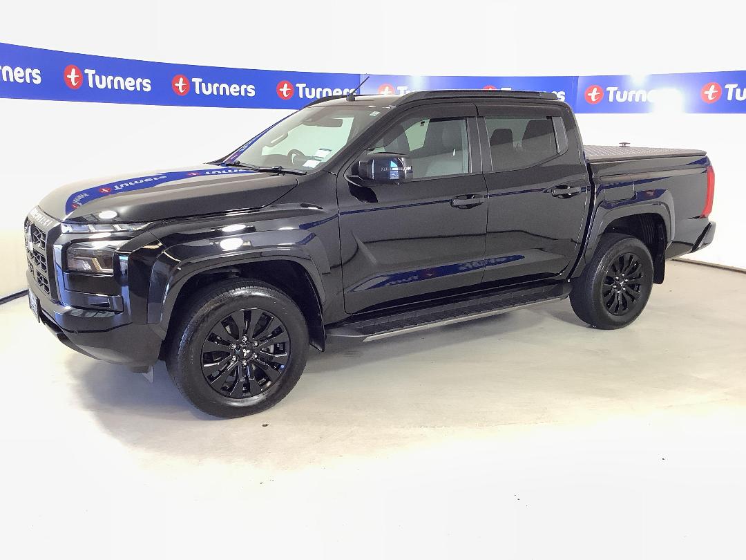 Photo '4' of Mitsubishi Triton