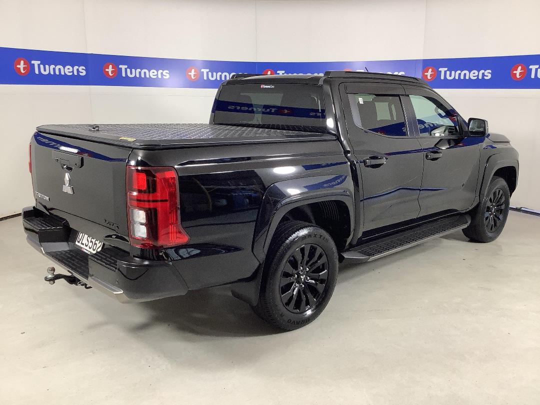 Photo '7' of Mitsubishi Triton