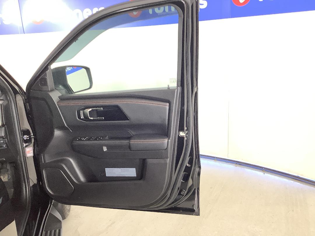 Photo '15' of Mitsubishi Triton