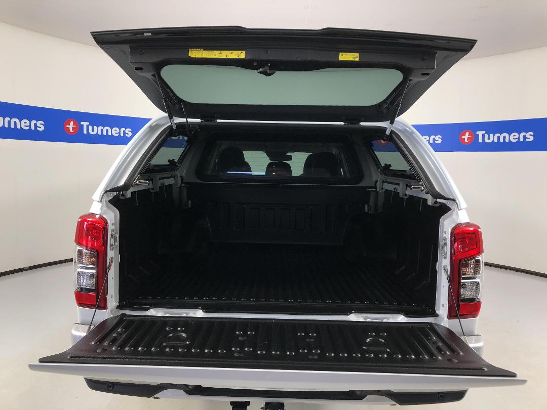 Photo '14' of Mitsubishi Triton