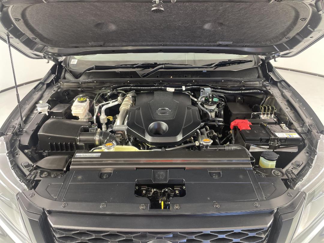 Photo '13' of Nissan Navara