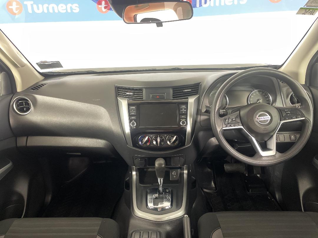 Photo '17' of Nissan Navara