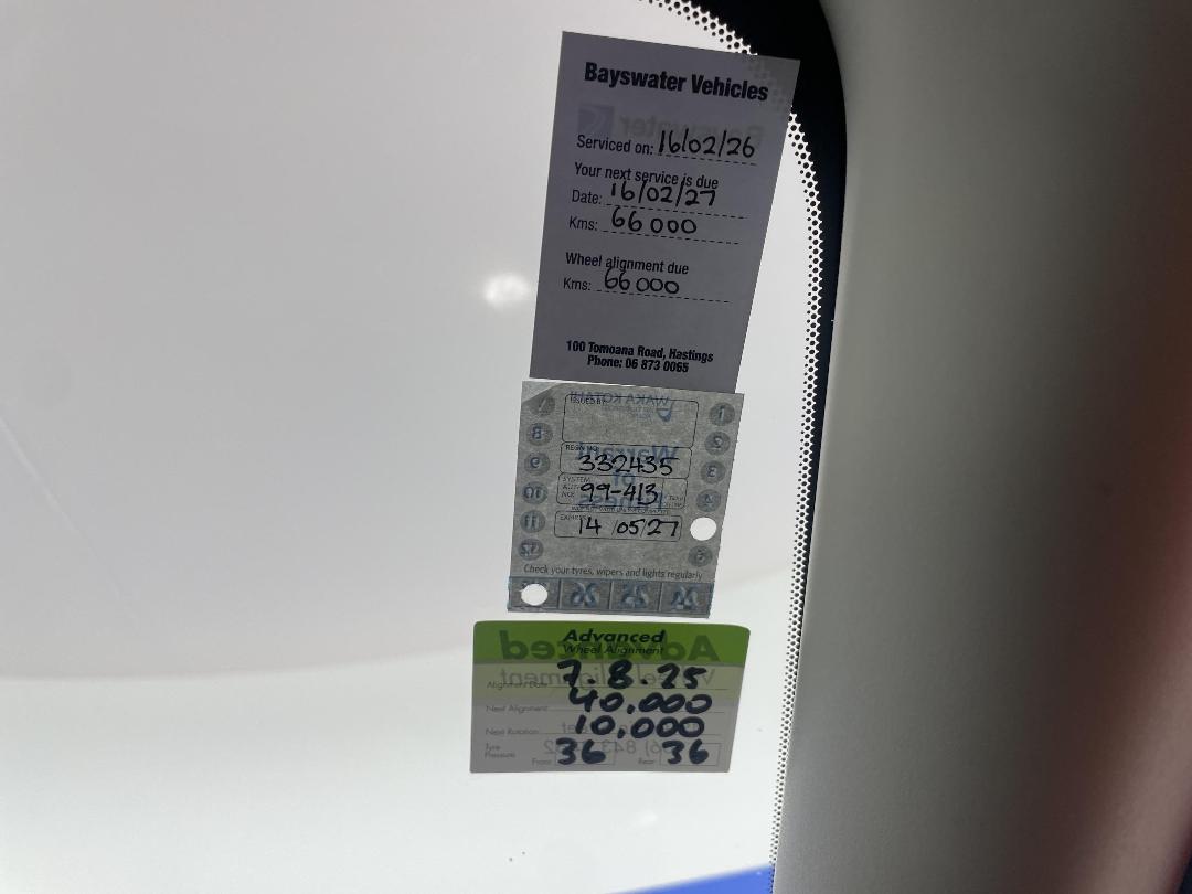 Photo '23' of Nissan Navara