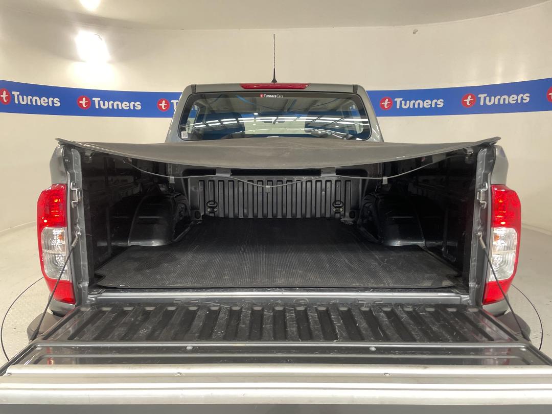 Photo '14' of Nissan Navara Photo '14' of Nissan Navara