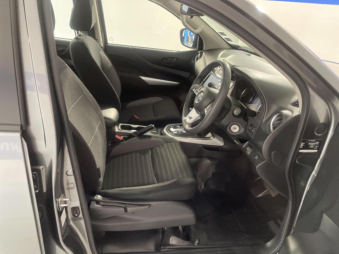 Photo '16' of Nissan Navara Photo '16' of Nissan Navara