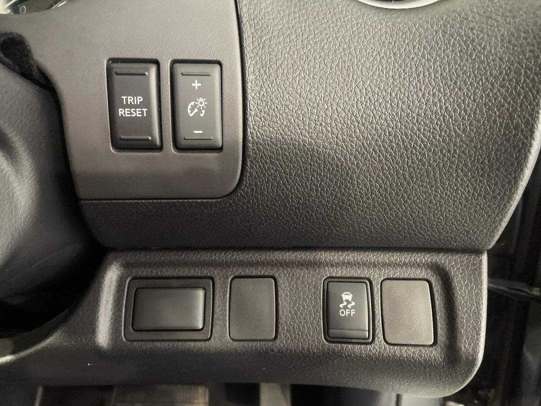 Photo '25' of Nissan Navara Photo '25' of Nissan Navara