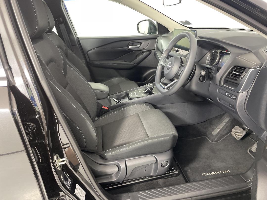 Photo '16' of Nissan Qashqai