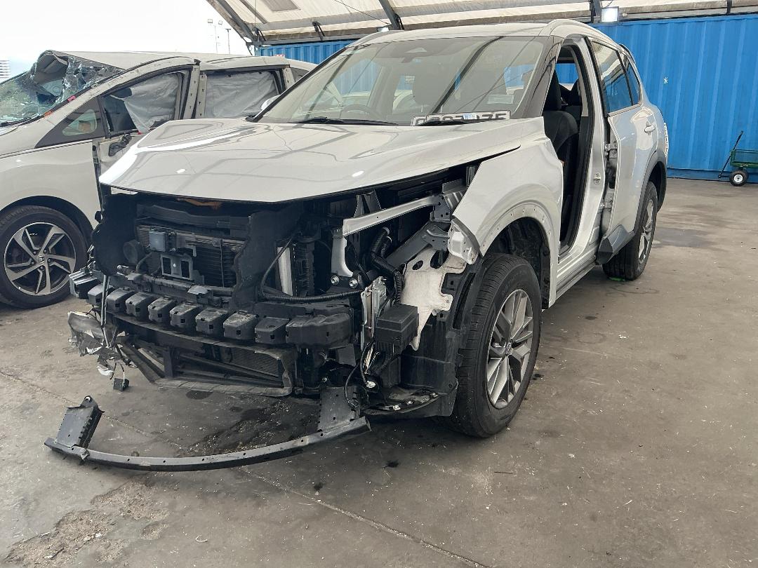 Photo '3' of Nissan X-Trail ST Photo '3' of Nissan X-Trail ST