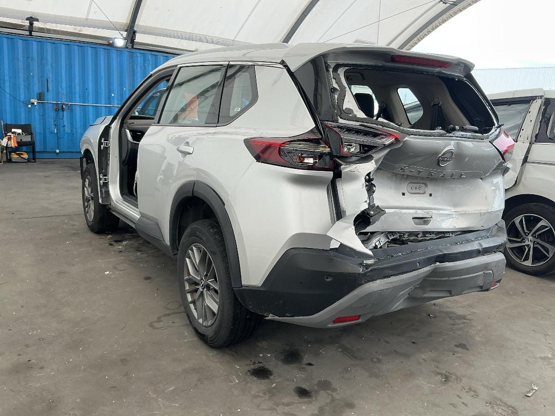 Photo '7' of Nissan X-Trail ST Photo '7' of Nissan X-Trail ST