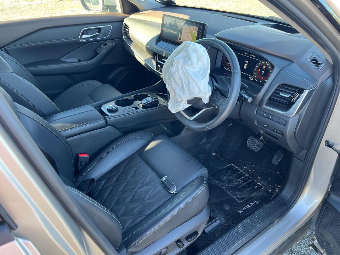 Photo '11' of Nissan X-Trail TI-L E-Power