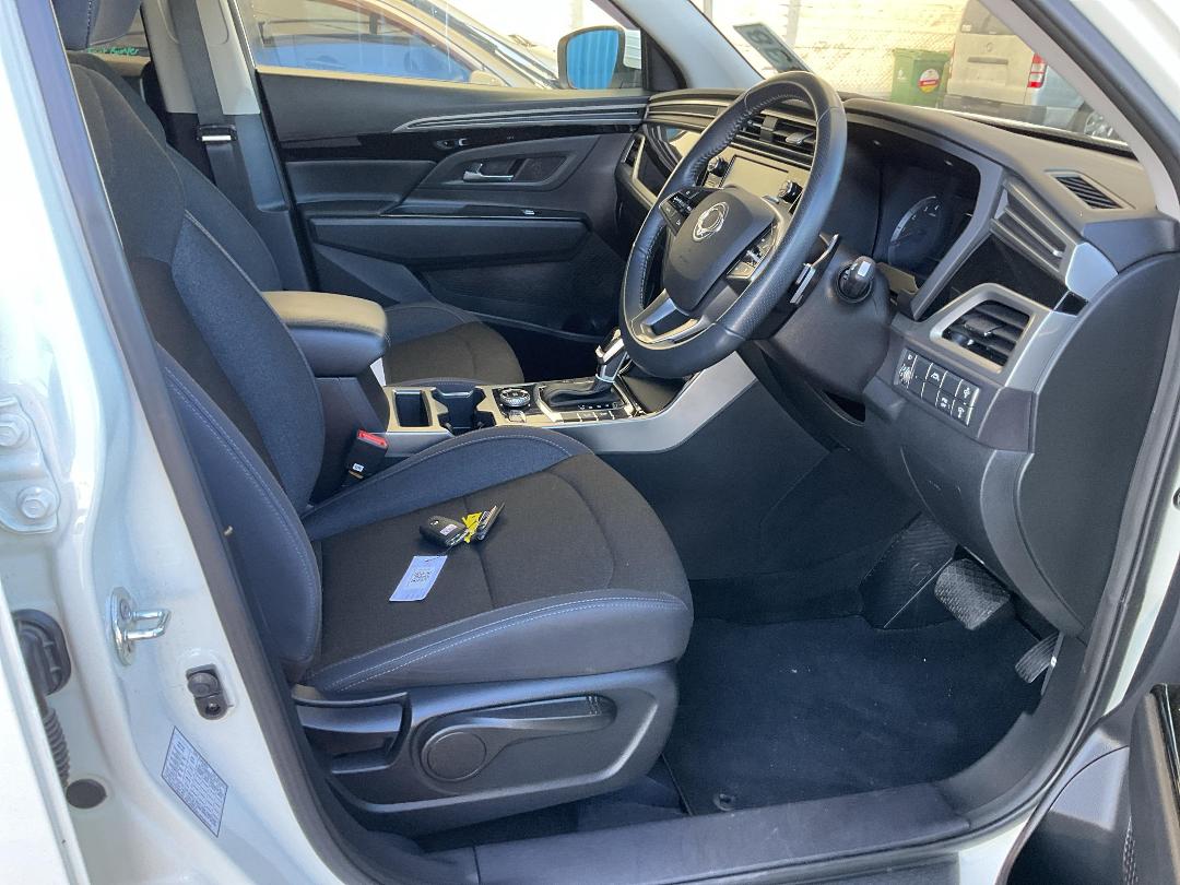 Photo '11' of Ssangyong Korando Limited Auto 2WD Photo '11' of Ssangyong Korando Limited Auto 2WD