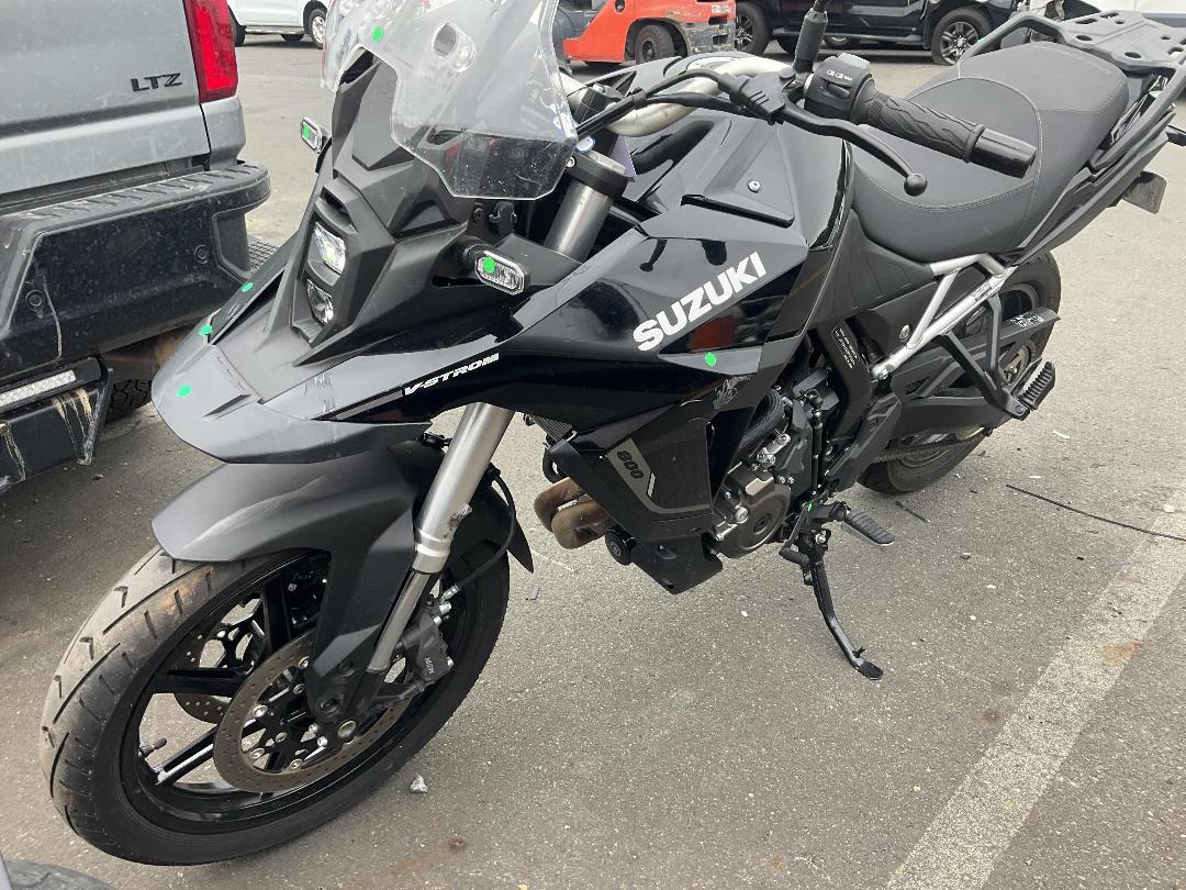 Photo '3' of Suzuki DL800 RQM4 Photo '3' of Suzuki DL800 RQM4