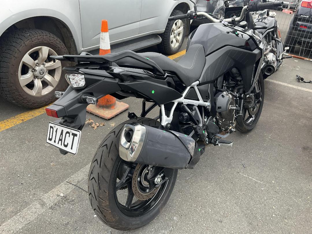 Photo '8' of Suzuki DL800 RQM4 Photo '8' of Suzuki DL800 RQM4