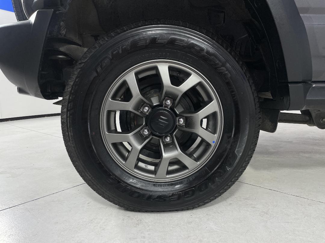 Photo '12' of Suzuki Jimny Photo '12' of Suzuki Jimny