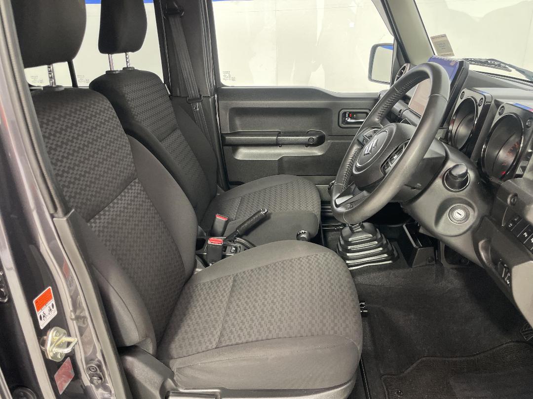 Photo '16' of Suzuki Jimny Photo '16' of Suzuki Jimny