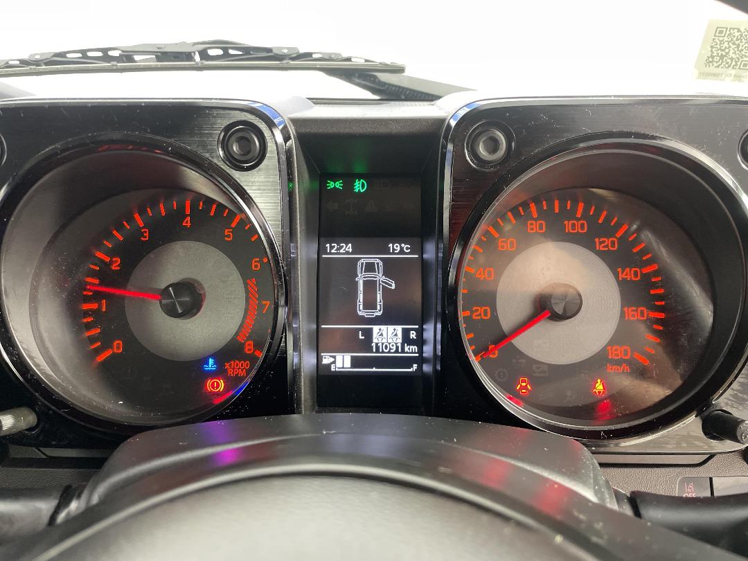 Photo '21' of Suzuki Jimny Photo '21' of Suzuki Jimny