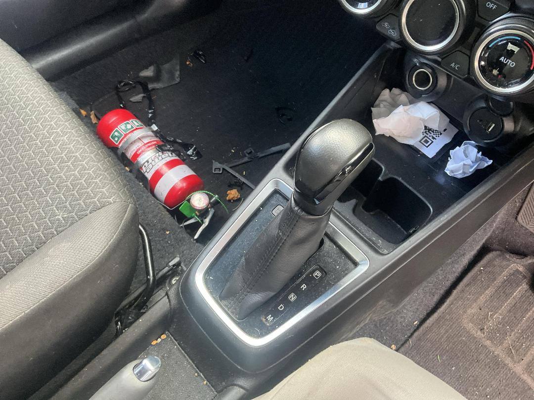 Photo '13' of Suzuki Swift RS Hybrid Photo '13' of Suzuki Swift RS Hybrid