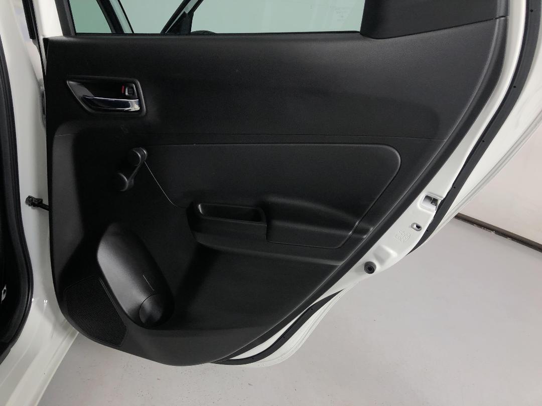 Photo '19' of Suzuki Swift