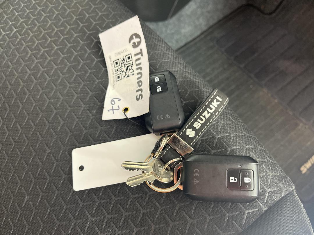 Photo '22' of Suzuki Swift Photo '22' of Suzuki Swift