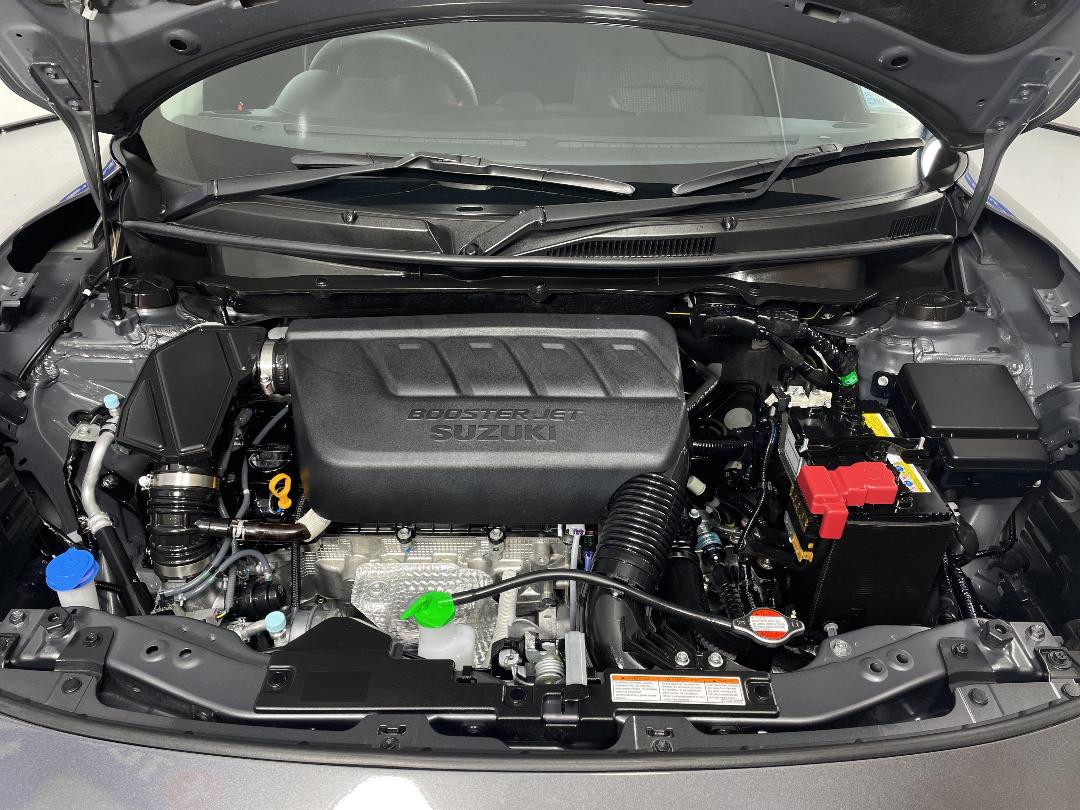 Photo '13' of Suzuki Swift