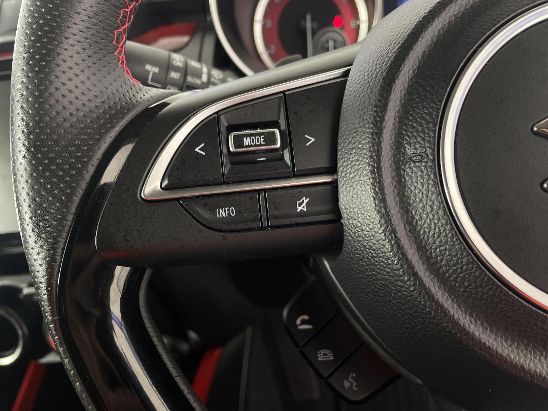 Photo '26' of Suzuki Swift