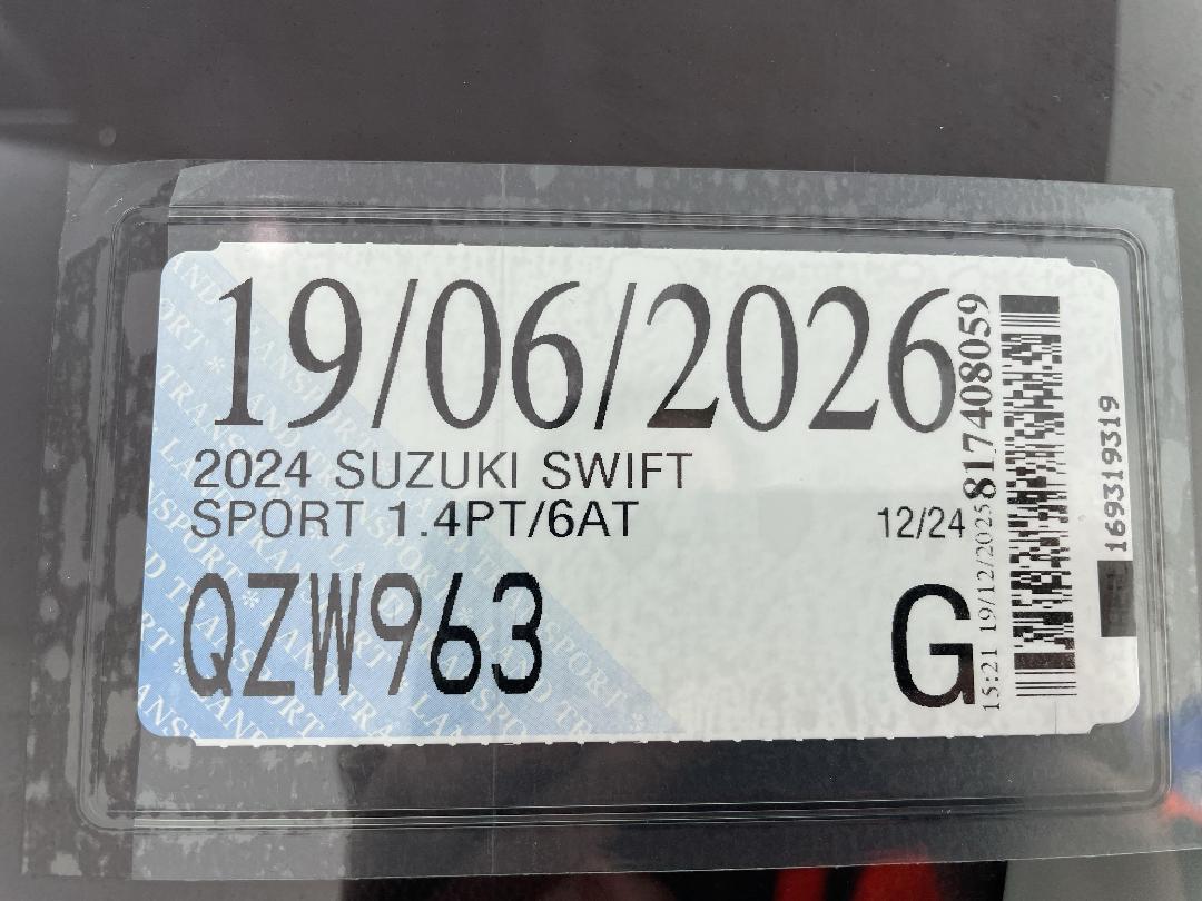 Photo '31' of Suzuki Swift
