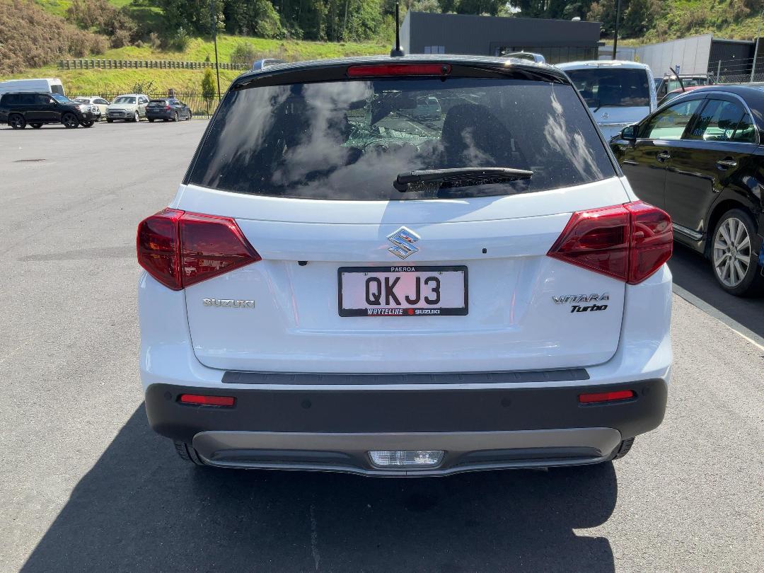 Photo '6' of Suzuki Vitara JLX Hybrid 2WD