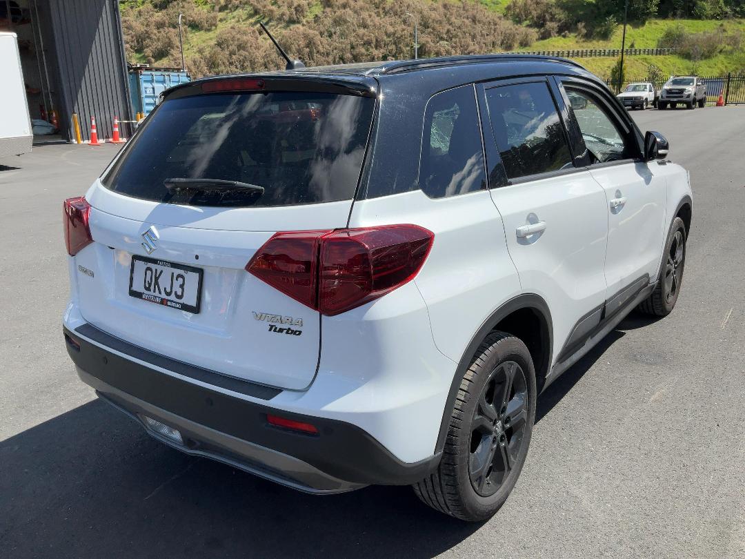 Photo '7' of Suzuki Vitara JLX Hybrid 2WD