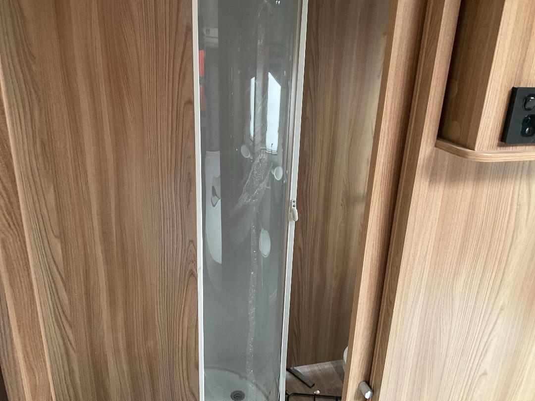 Photo '21' of Swift Celebration 650SE Caravan - Tandem