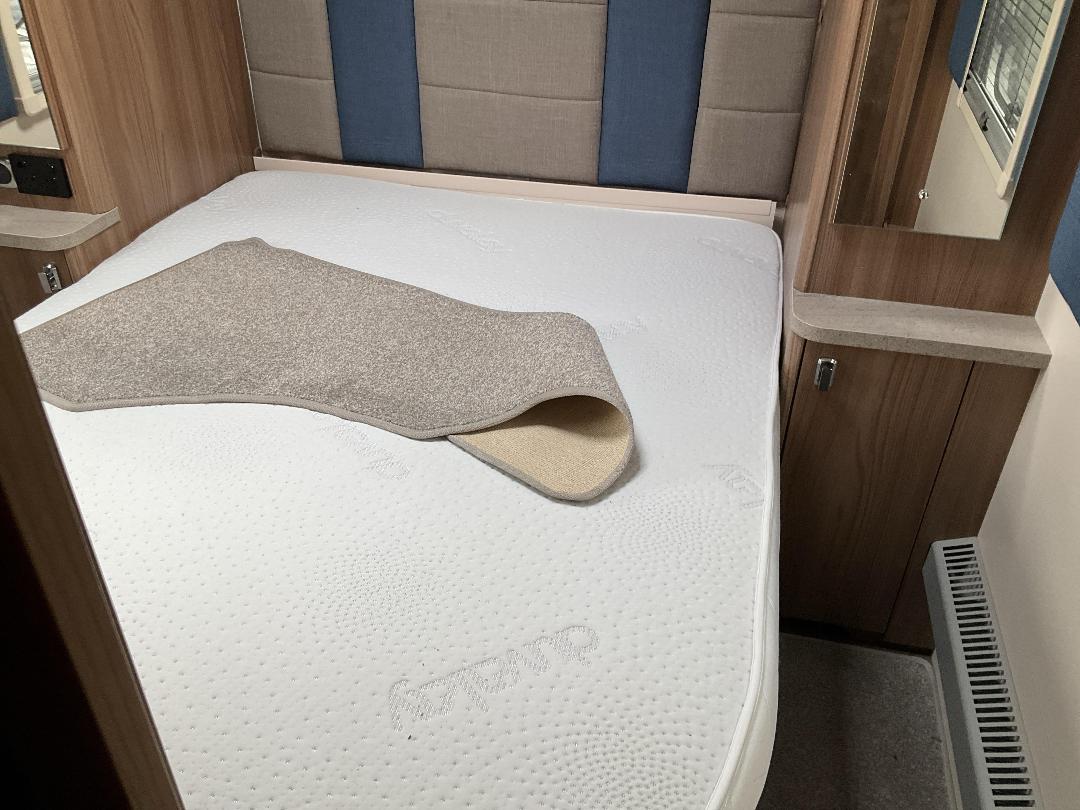 Photo '19' of Swift Celebration 650SE Caravan - Tandem