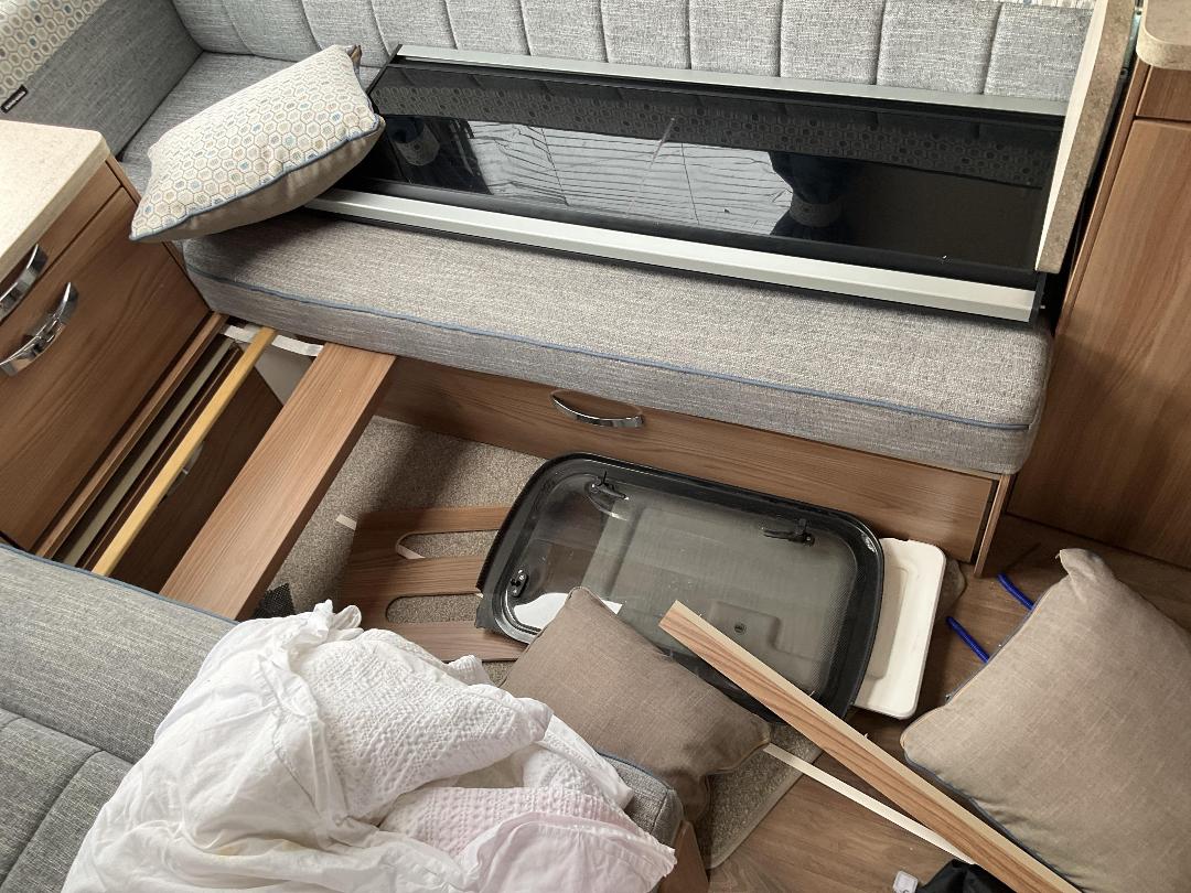 Photo '25' of Swift Celebration 650SE Caravan - Tandem