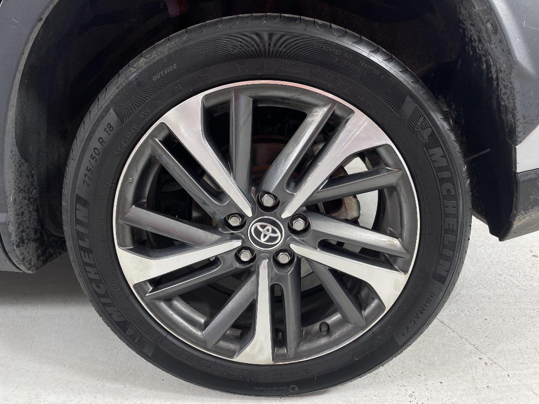 Photo '11' of Toyota Corolla Cross