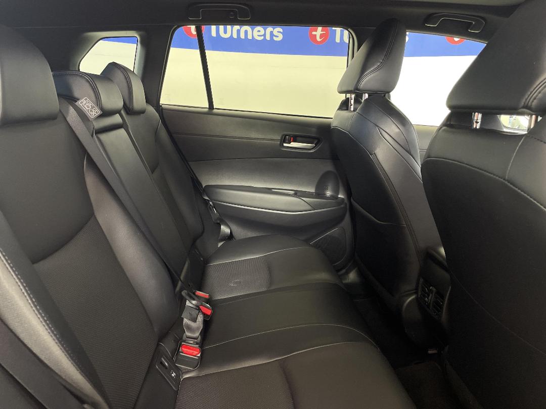 Photo '20' of Toyota Corolla Cross