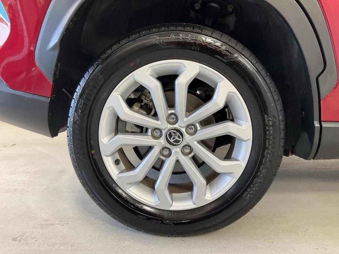 Photo '12' of Toyota Corolla Cross