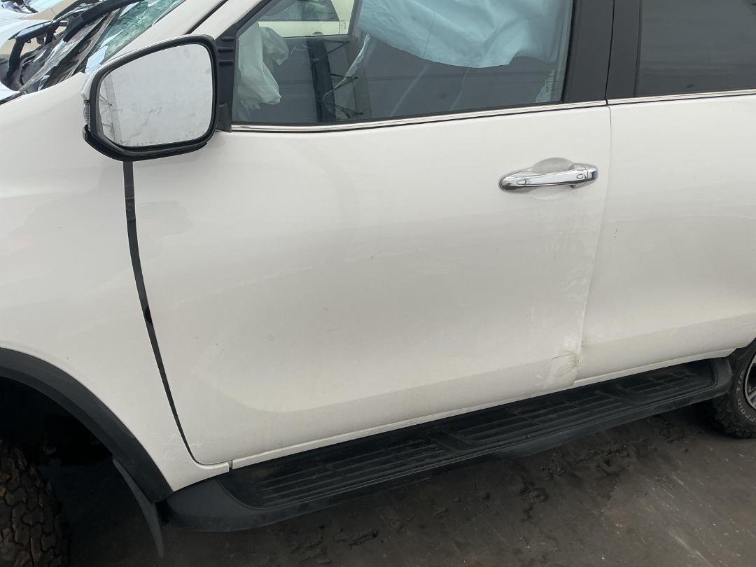 Photo '6' of Toyota Fortuner GXL Photo '6' of Toyota Fortuner GXL