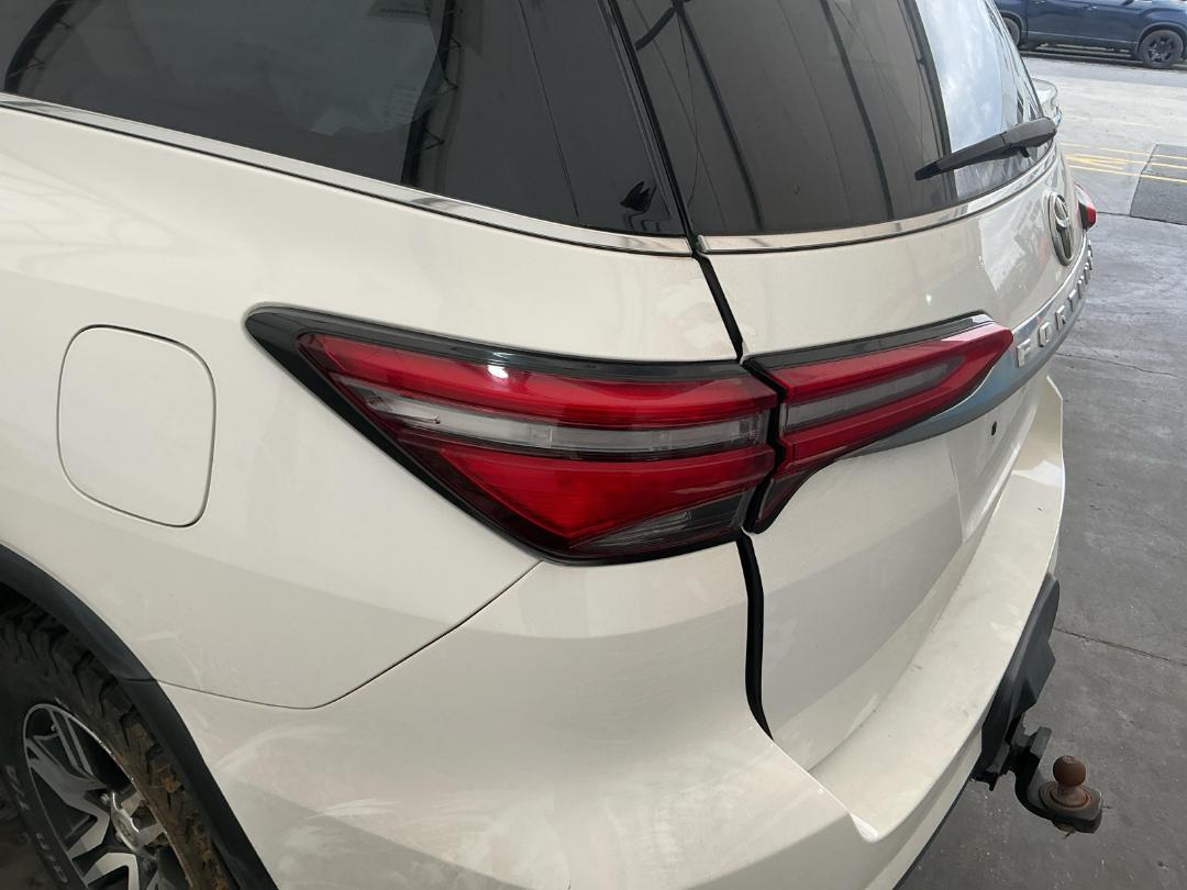 Photo '9' of Toyota Fortuner GXL Photo '9' of Toyota Fortuner GXL