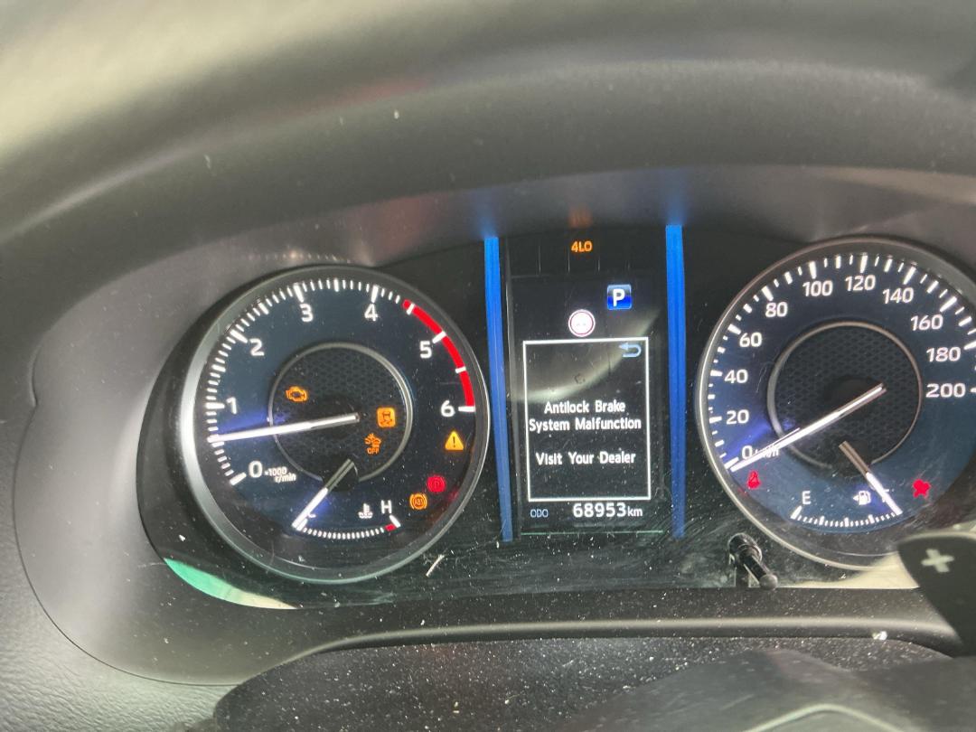 Photo '19' of Toyota Fortuner GXL Photo '19' of Toyota Fortuner GXL