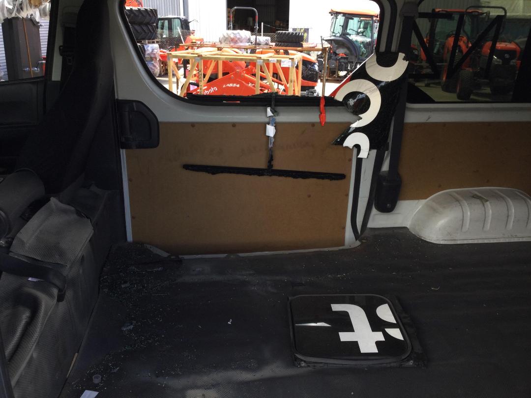 Photo '14' of Toyota Hiace