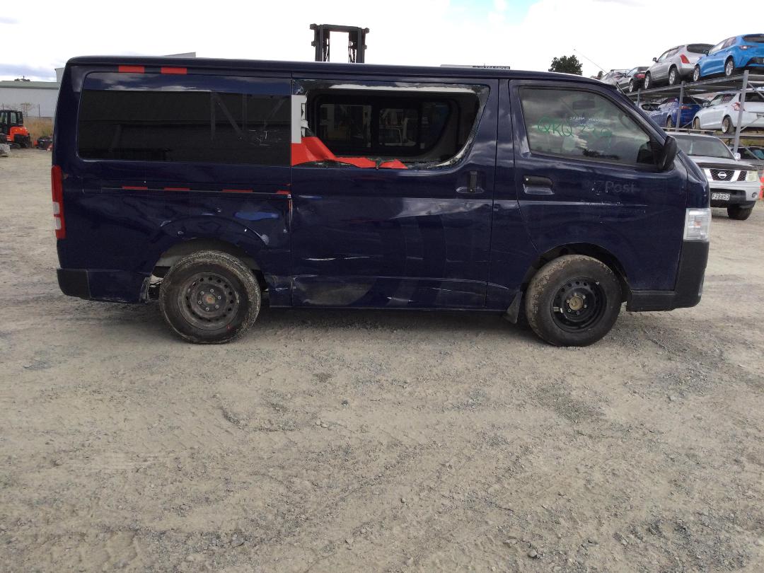 Photo '7' of Toyota Hiace