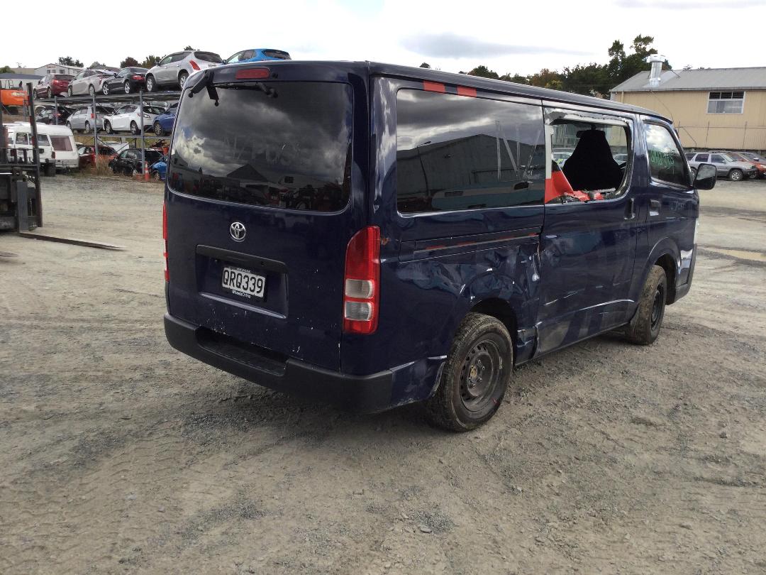 Photo '6' of Toyota Hiace