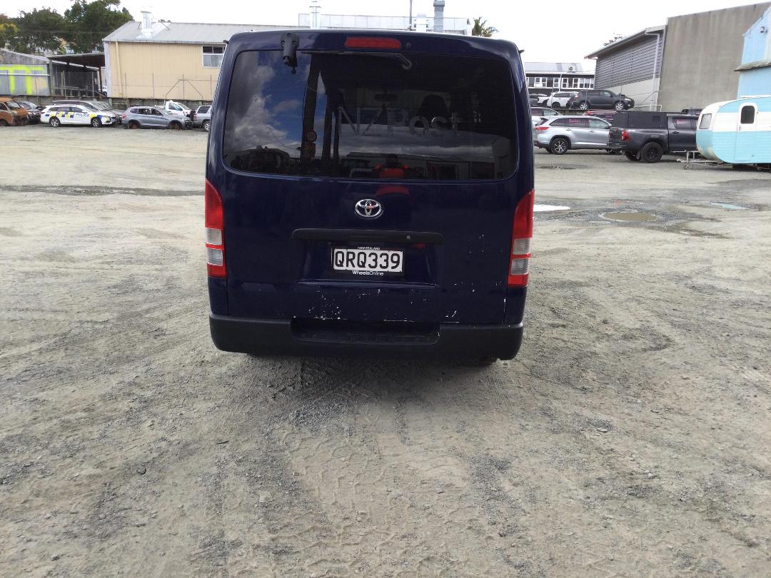 Photo '5' of Toyota Hiace