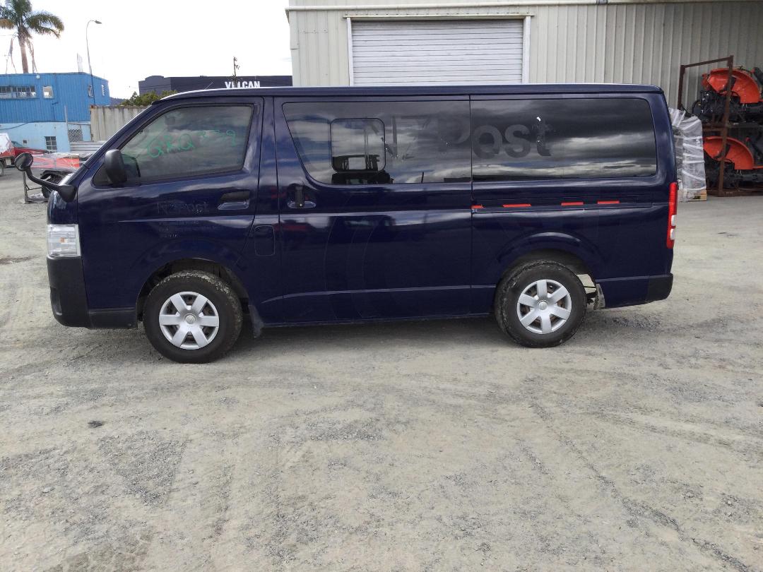 Photo '4' of Toyota Hiace