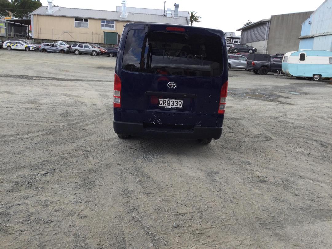 Photo '9' of Toyota Hiace