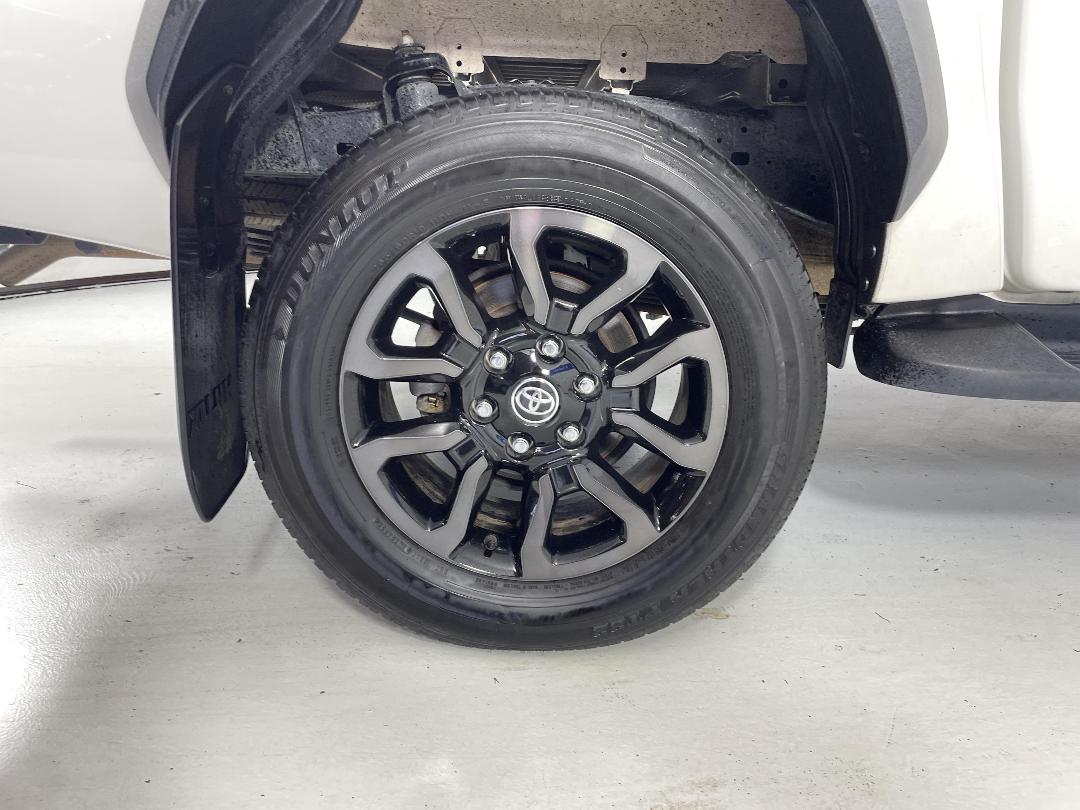 Photo '12' of Toyota Hilux Photo '12' of Toyota Hilux