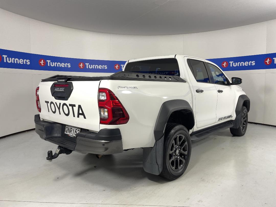 Photo '7' of Toyota Hilux Photo '7' of Toyota Hilux