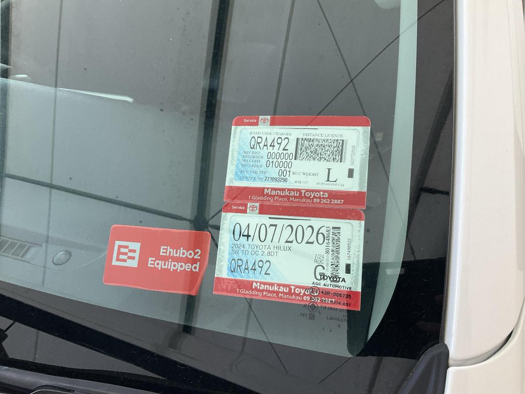 Photo '18' of Toyota Hilux SR TD DC