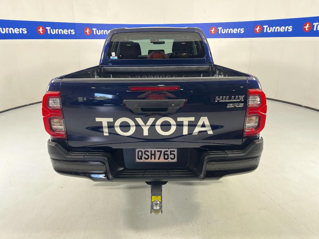 Photo '6' of Toyota Hilux