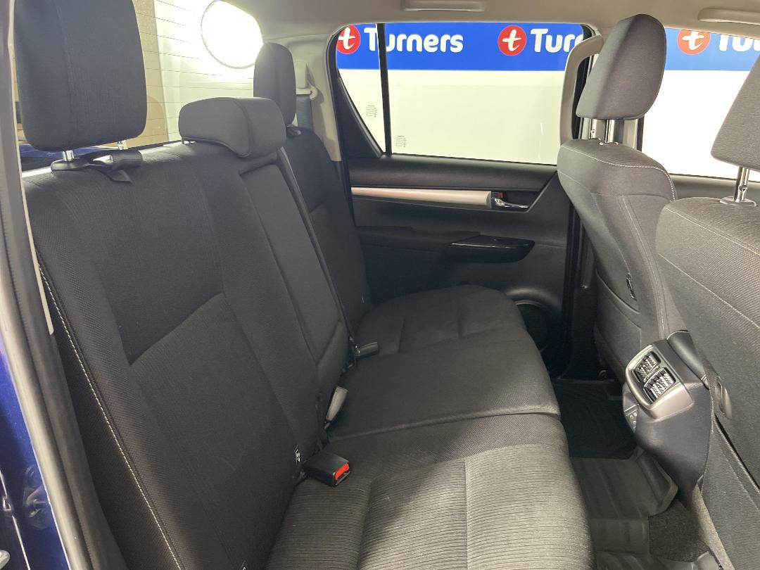 Photo '20' of Toyota Hilux