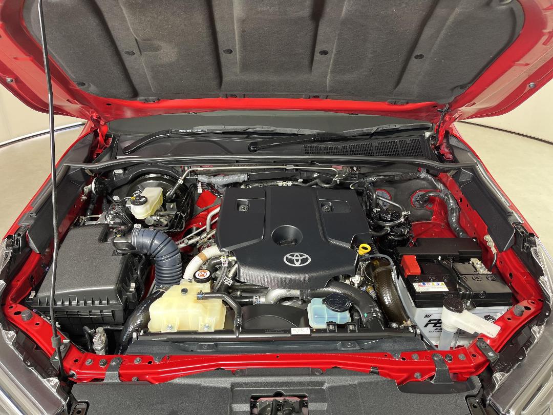 Photo '13' of Toyota Hilux