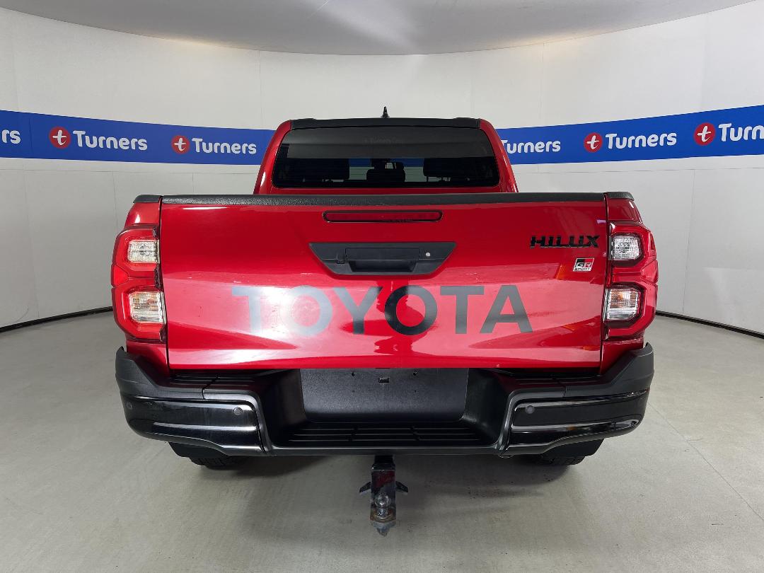 Photo '6' of Toyota Hilux